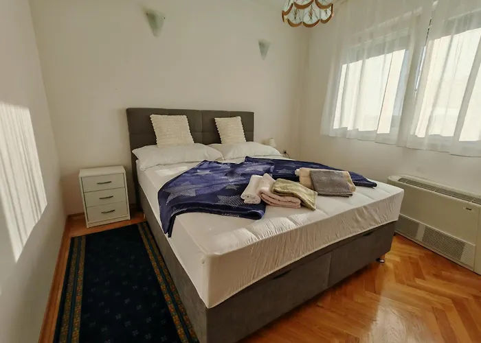 Apartament Loncar *
