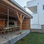 Loncar 아파트
