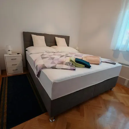 Loncar Apartment Zadar