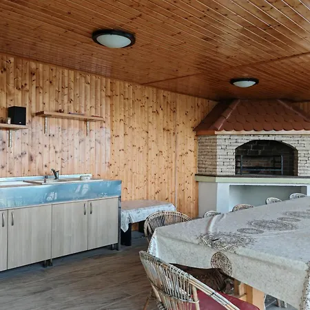 Apartment Loncar *