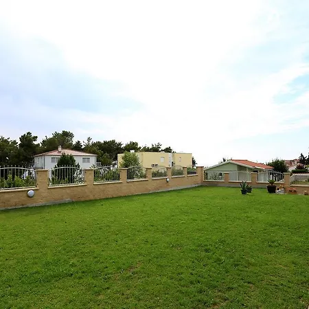 Loncar Apartment