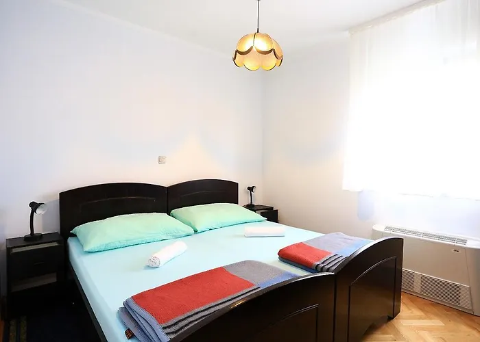 דירה Loncar זאדאר